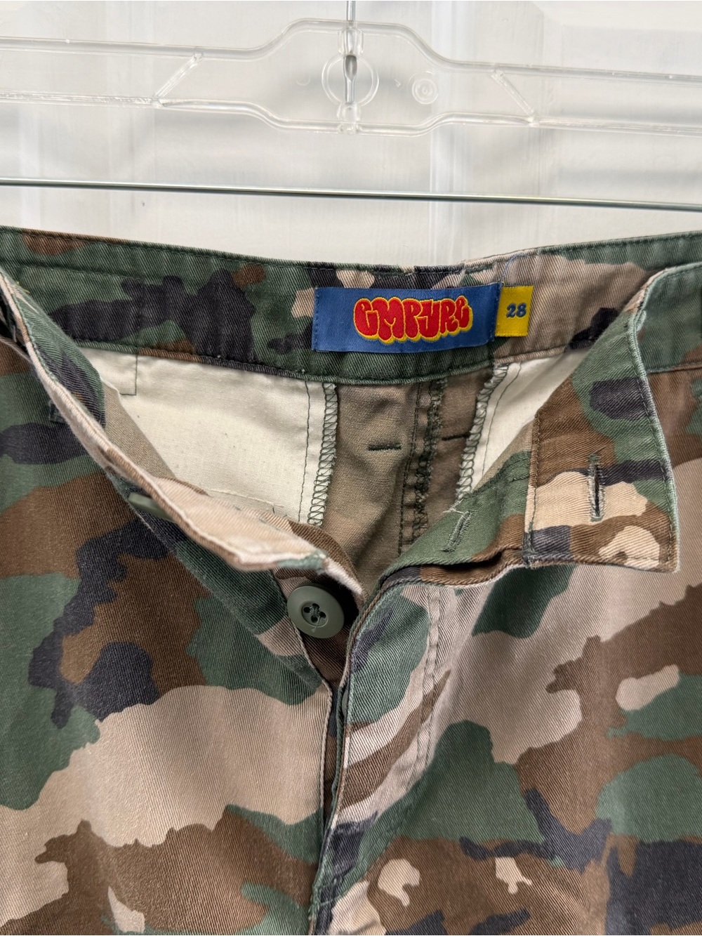 Empyre Men's Camo Cargo Pants in Woodland Green EUC - Picture 3 of 4